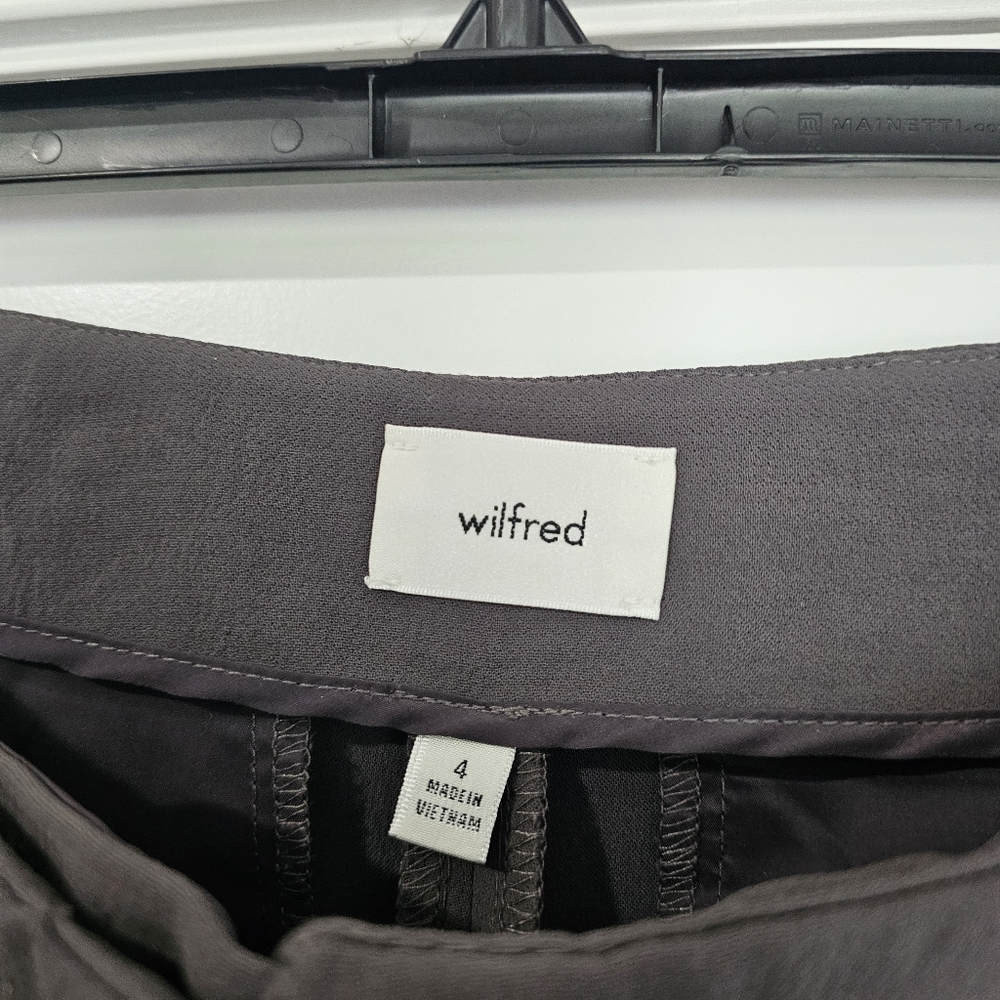 Aritzia Sonata Wilfred Pants Size 4 Pants Made from Creppette Material Grey - Picture 9 of 12
